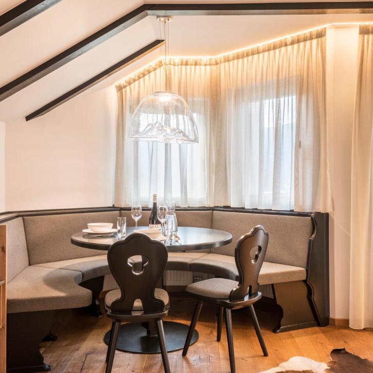 Residence Skutial App Schlern - Superior Apartment mit 1 Schlafzimmer und Balkon - 3