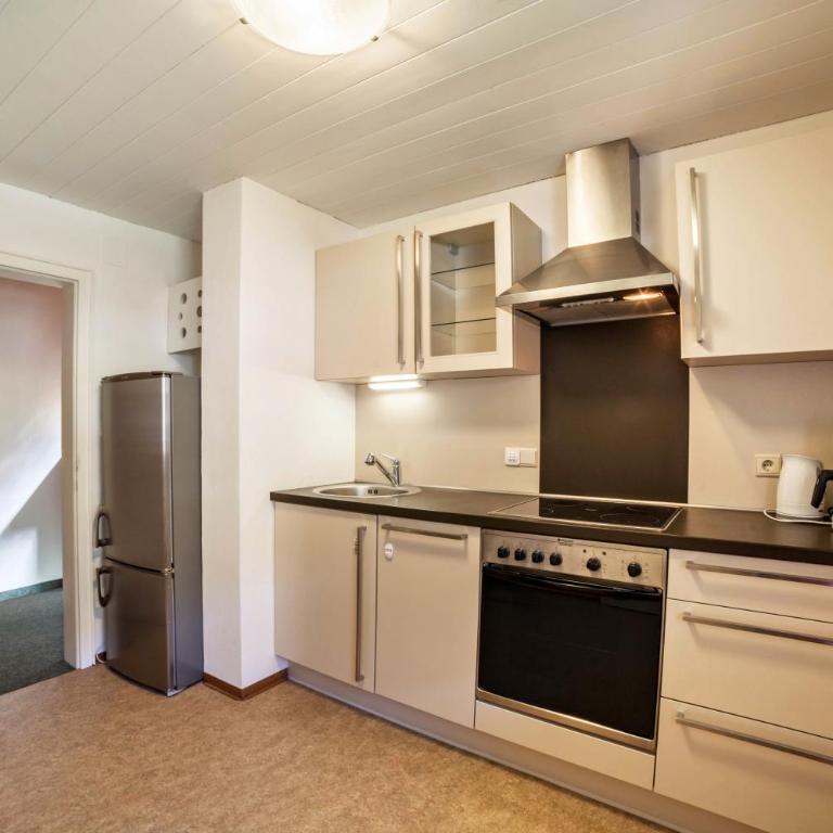 Moosmair Ferienwohnung 4 - Superior Apartment mit 1 Schlafzimmer und Balkon - 7