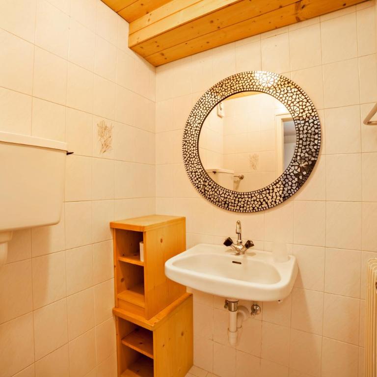 Moosmair Ferienwohnung 4 - Superior Apartment mit 1 Schlafzimmer und Balkon - 9