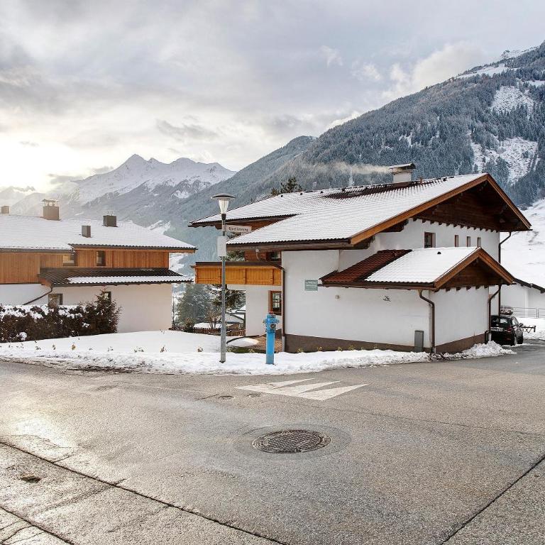 Haus Wallner - Deluxe Apartment mit Balkon und 2 Schlafzimmern - 40