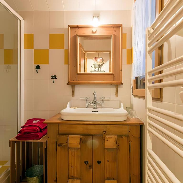 Gîte Au Pré De La Basse - Two-Bedroom Deluxe Apartment with Garden View - 18