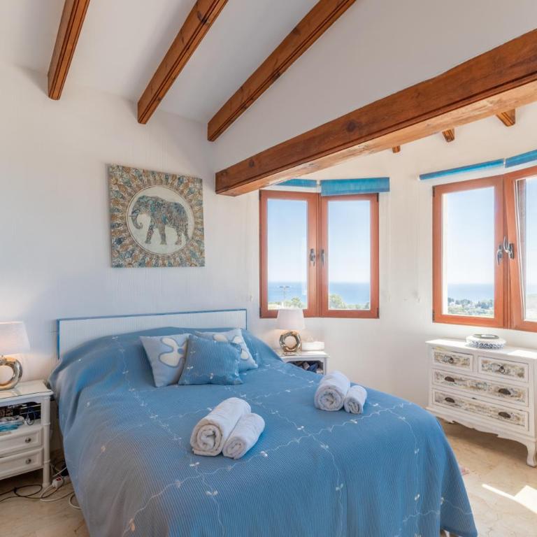 Pia - Villa with Sea View - 9