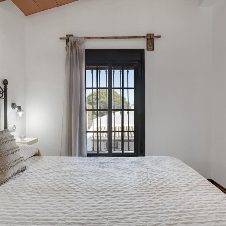Cortijo Entrepinares - Apartamento Deluxe de 2 dormitorios con vistas al jardín - 11