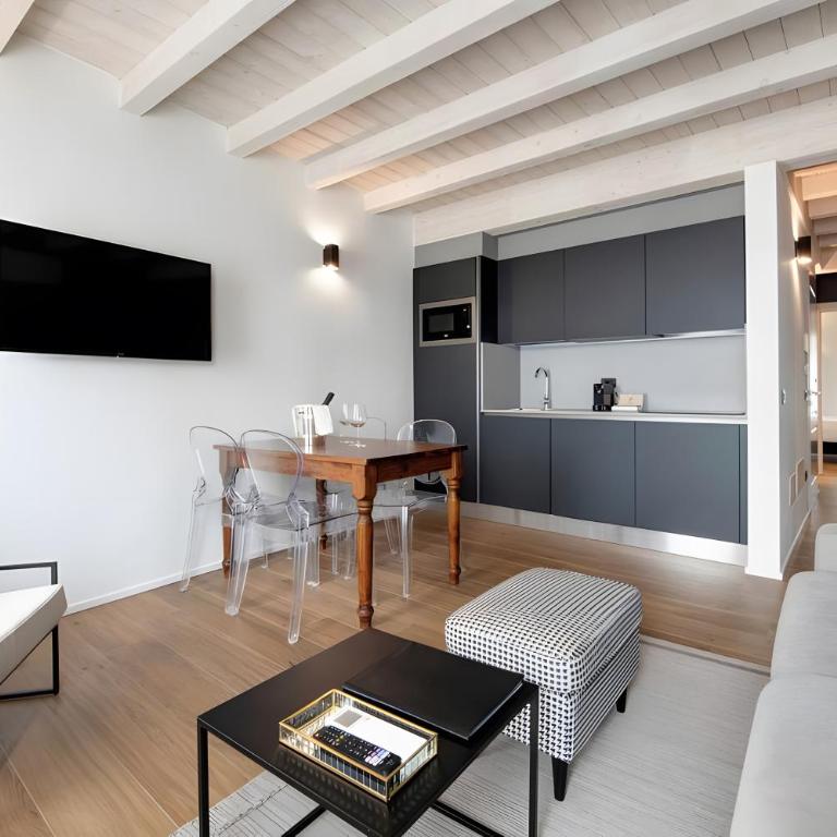 Il Vicolo Apartments Il Corso - Appartamento Superior con Vista Città - 23