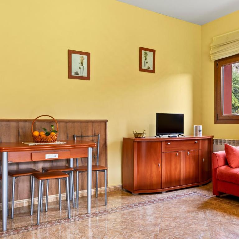 Apartamentos Les Cuartes - Apartamento Deluxe de 2 dormitorios con vistas al jardín - 16