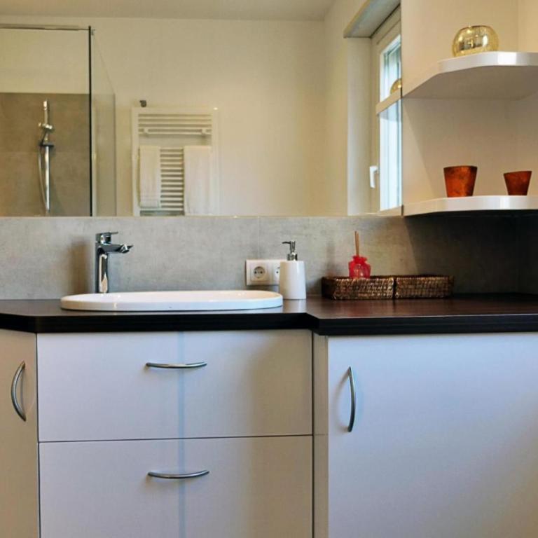 Theatre Lodge Attico Teatro - Two-Bedroom Apartment with Mountain View - 10