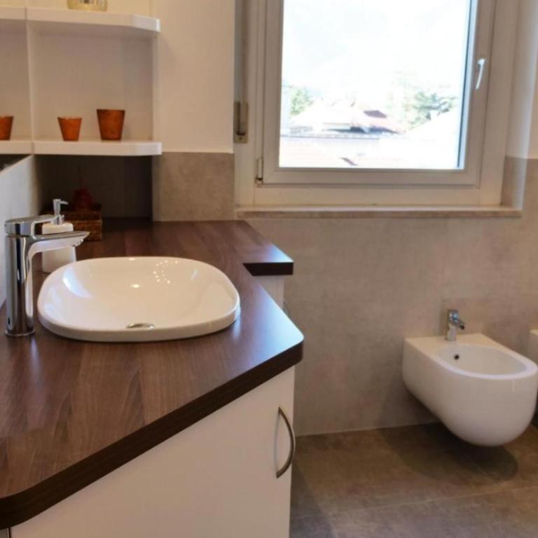 Theatre Lodge Attico Teatro - Two-Bedroom Apartment with Mountain View - 9