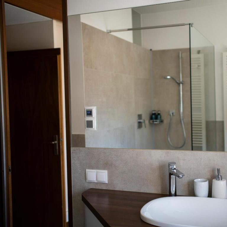 Theatre Lodge Attico Teatro - Two-Bedroom Apartment with Mountain View - 20