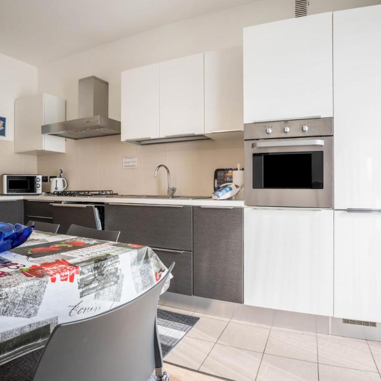 Verde House 2 - Appartamento Premium con 3 Camere da Letto e Balcone - 14