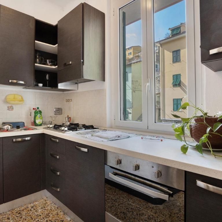 Casa Luigi - Two-Bedroom Deluxe Apartment with Balcony - 6