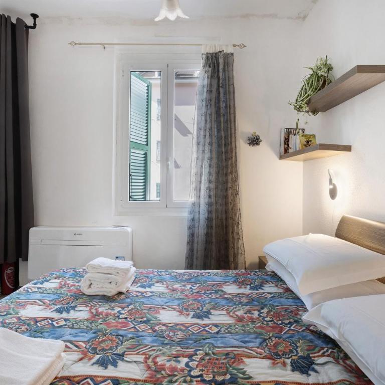 Casa Luigi - Two-Bedroom Deluxe Apartment with Balcony - 13