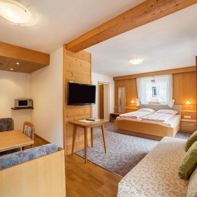 Moosmair Ferienwohnung 1 - Superior Apartment mit 1 Schlafzimmer und Balkon - 1