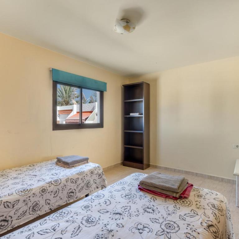 Big 2-bedroom in Tenerife South - Apartamento de 2 dormitorios con vistas a la montaña - 13