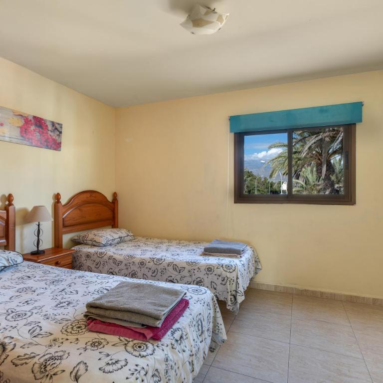 Big 2-bedroom in Tenerife South - Apartamento de 2 dormitorios con vistas a la montaña - 11