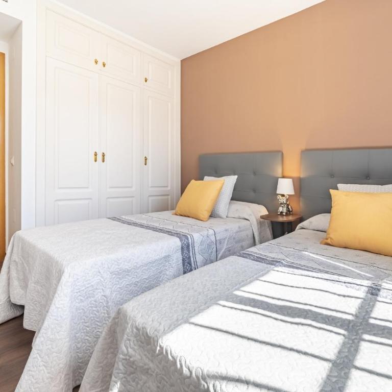 Apartamento Las Joyas - Two-Bedroom Deluxe Apartment with Garden View - 16