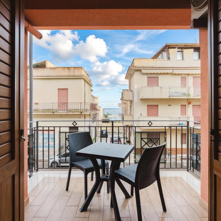 Azzurra Apartments Trinacria - Casa con 2 Camere da Letto - 1