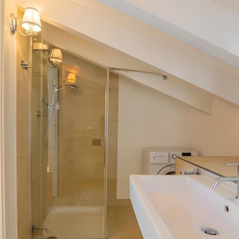 Appartamento Villa Antonia - Appartamento con 3 Camere da Letto e Vista Acqua - 14