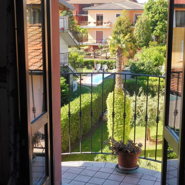 Lakeview Dream Veranda Sul Lago - One-Bedroom House - 18