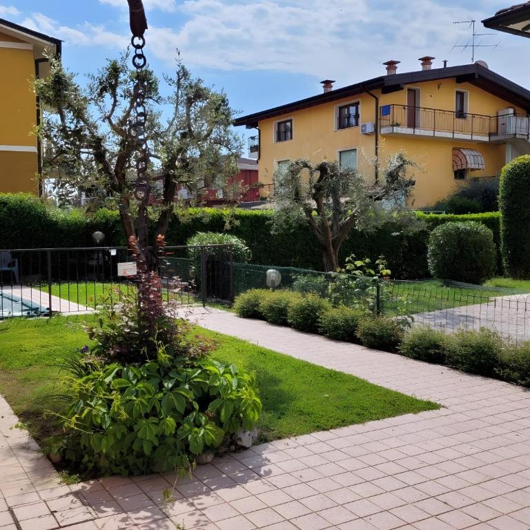 Lakeview Dream Veranda Sul Lago - One-Bedroom House - 24
