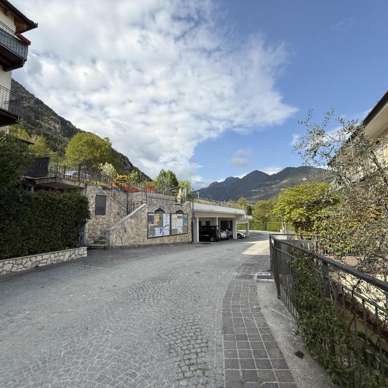 Voiandes balcony Apartment garden and pool - Appartamento con Vista Montagna - 24