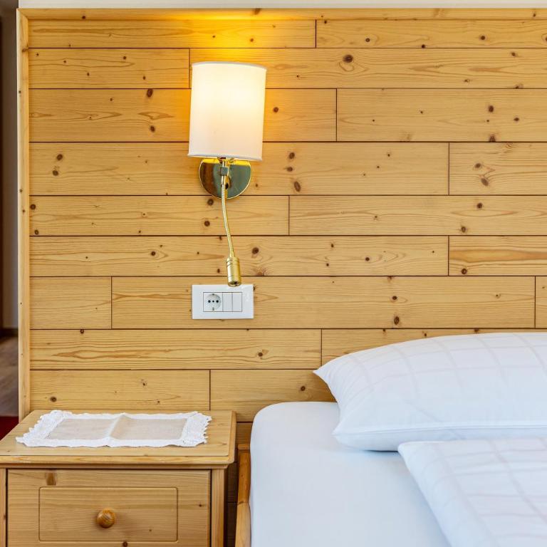 Hotel Residence Gardena Stevia 307 - Appartamento Premium con 3 Camere da Letto e Balcone - 11