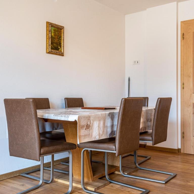 Hotel Residence Gardena Stevia 307 - Appartamento Premium con 3 Camere da Letto e Balcone - 9
