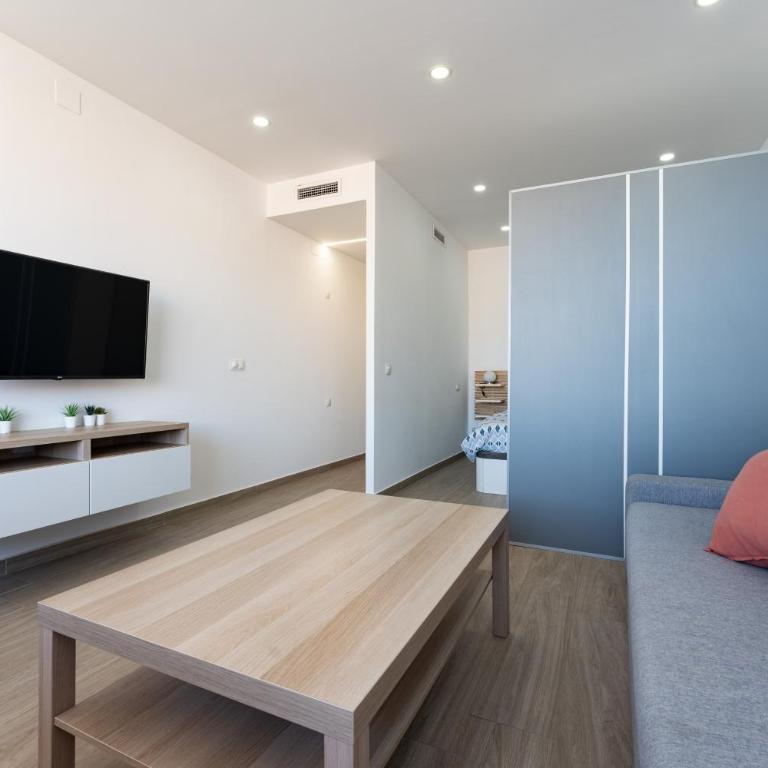 Seaview 1 bedroom modern apartment - Studio Apartment with Sea View - 7