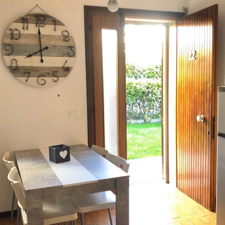 Beba Apartment - Appartamento Deluxe con 2 Camere da Letto e Vista Giardino - 12
