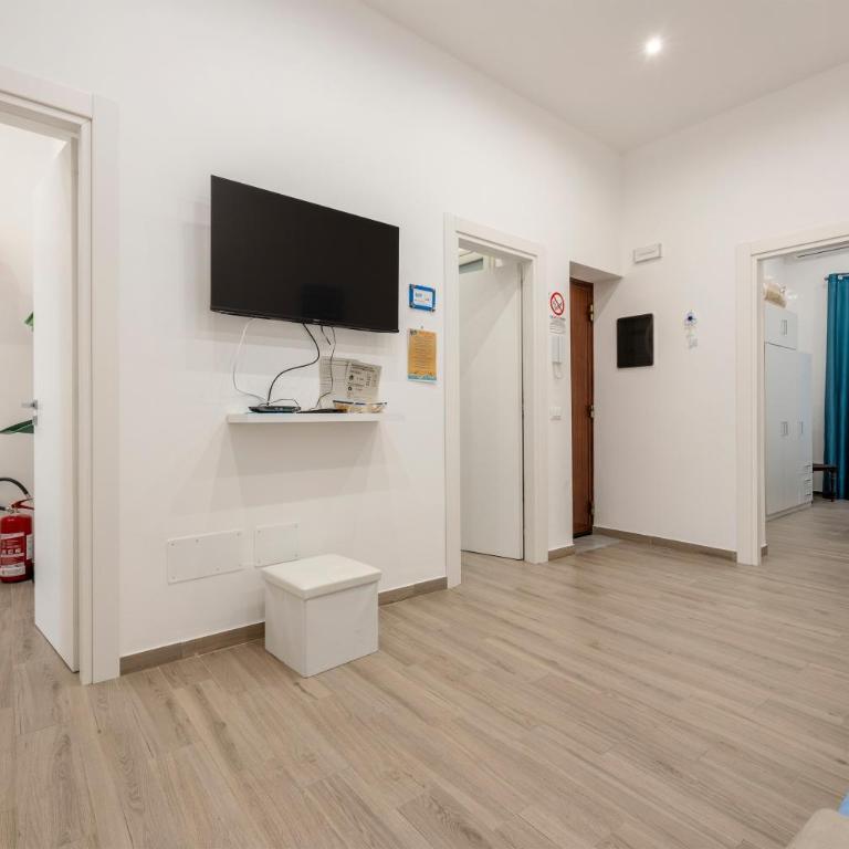 La Barca sul Mare - Two-Bedroom House - 4