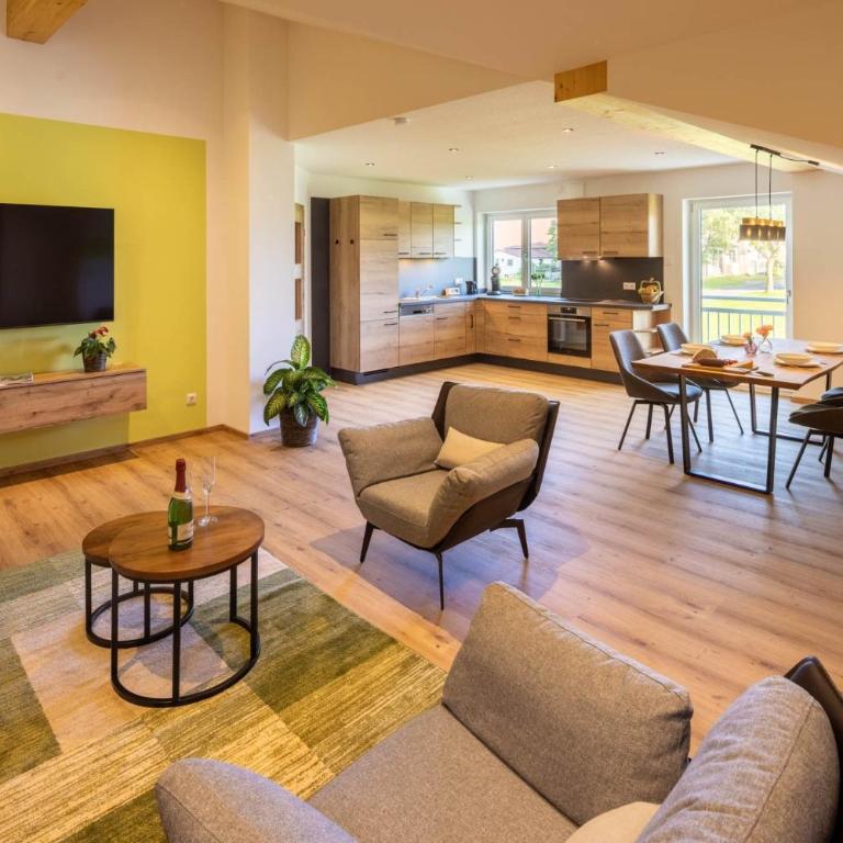 Ferienwohnung Egg-Hof - Apartment mit 1 Schlafzimmer und Gartenblick - 1