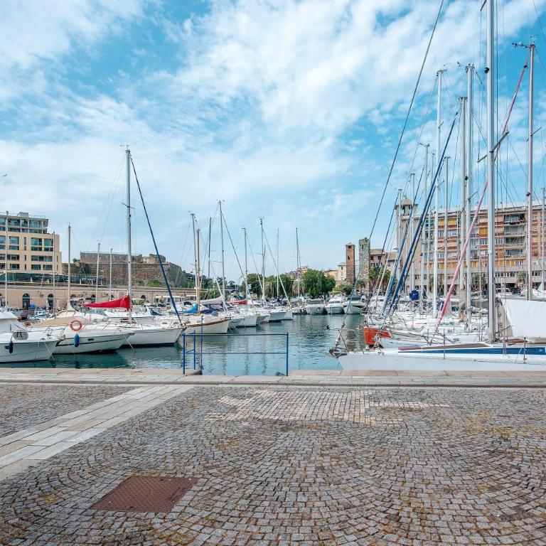 Frontemare - Two-Bedroom Deluxe Apartment with Ocean View - 19