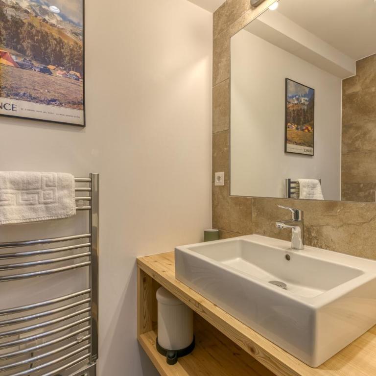Klochette - Charme Et Famille - Appartement Supérieur avec Balcon - 32