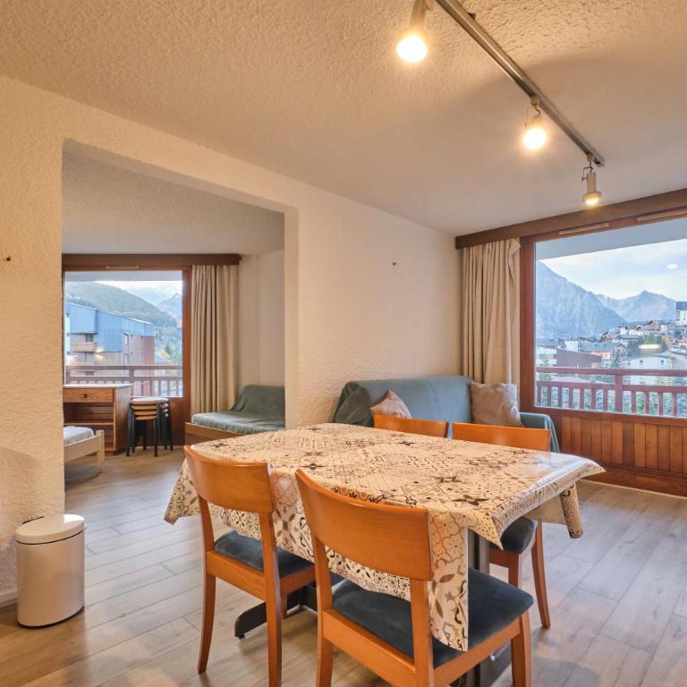 Meijotel - Deluxe Apartment mit Balkon und 2 Schlafzimmern - 8