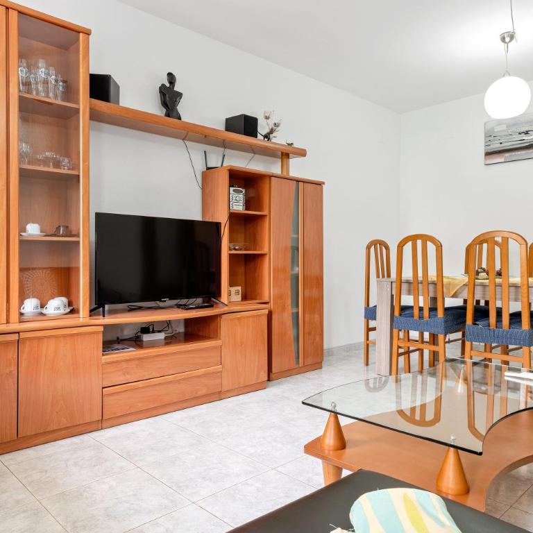 Constancia - Apartamento de 3 dormitorios con vistas a las montañas - 3