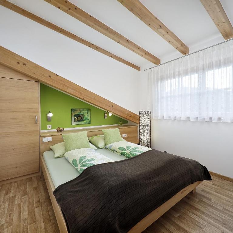 Feldhof Apartment Apfeloase - Deluxe-Apartment mit 2 Schlafzimmern und Gartenblick - 7