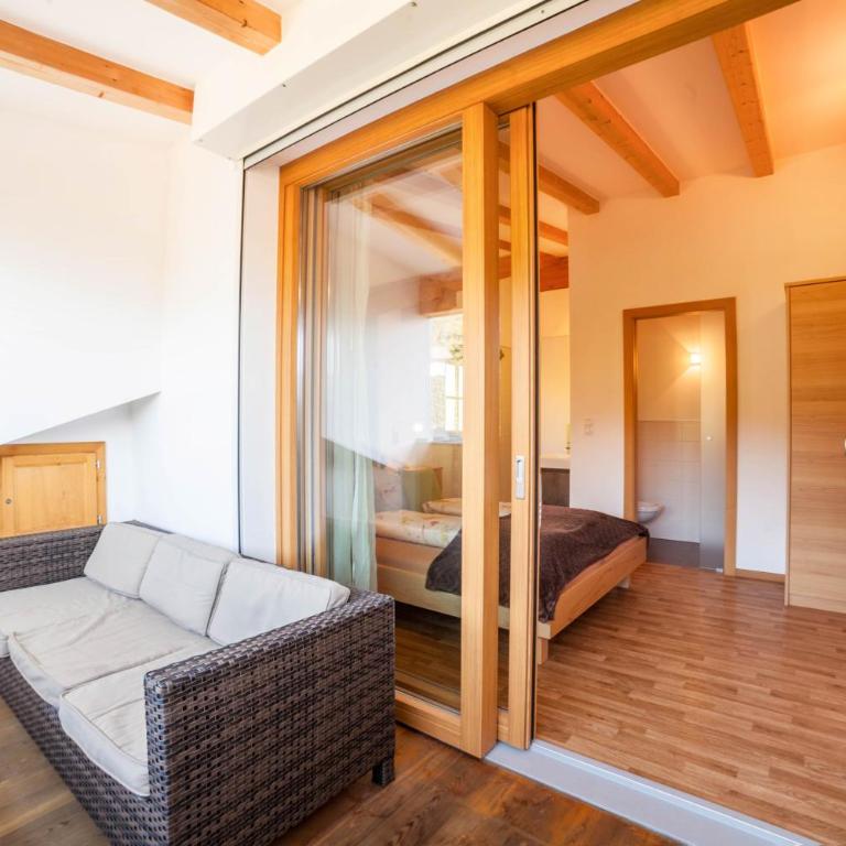Feldhof Apartment Apfeloase - Deluxe-Apartment mit 2 Schlafzimmern und Gartenblick - 16