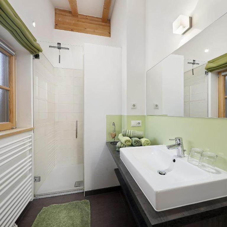 Feldhof Apartment Apfeloase - Deluxe-Apartment mit 2 Schlafzimmern und Gartenblick - 12