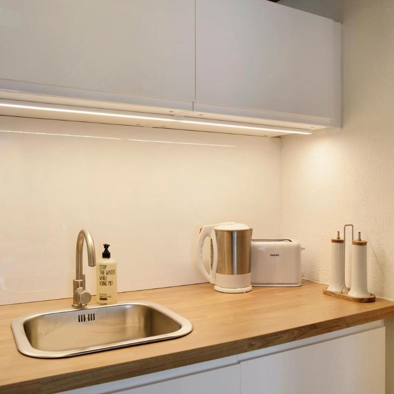 Suite Home Seefeld - Studio mit Schlafsofa - 8