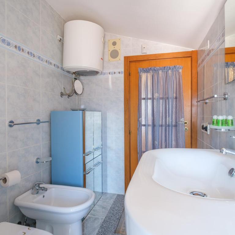 Casa vacanza puro relax - Appartamento Deluxe con 2 Camere da Letto e Vista Oceano - 19