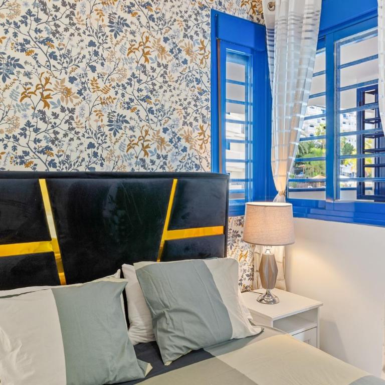 Beach Escape with Pool and Parking - Superior One-Bedroom Apartment with Balcony - 9