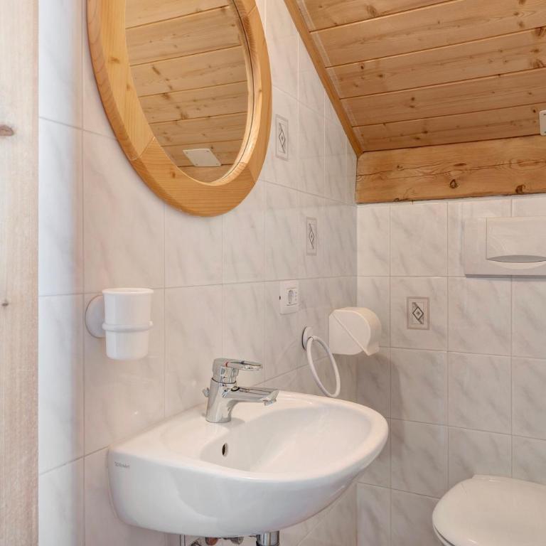 Regalterhof Eppan - Appartamento Deluxe con 2 Camere da Letto e Vista Giardino - 25