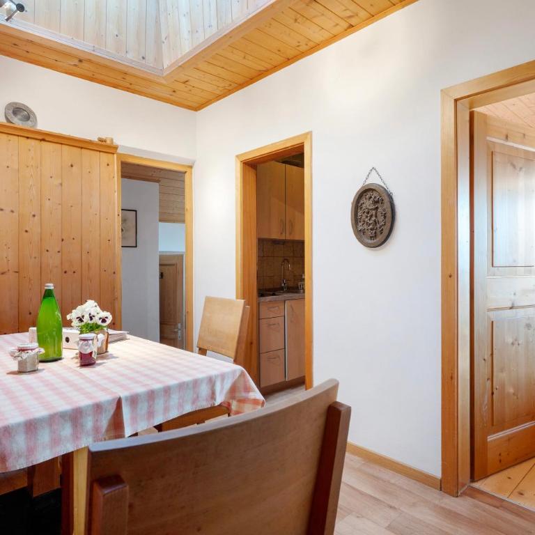 Regalterhof Eppan - Appartamento Deluxe con 2 Camere da Letto e Vista Giardino - 12