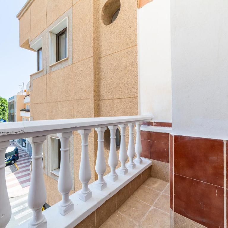 Hostal Moya - Deluxe Double Room with Shower - 3