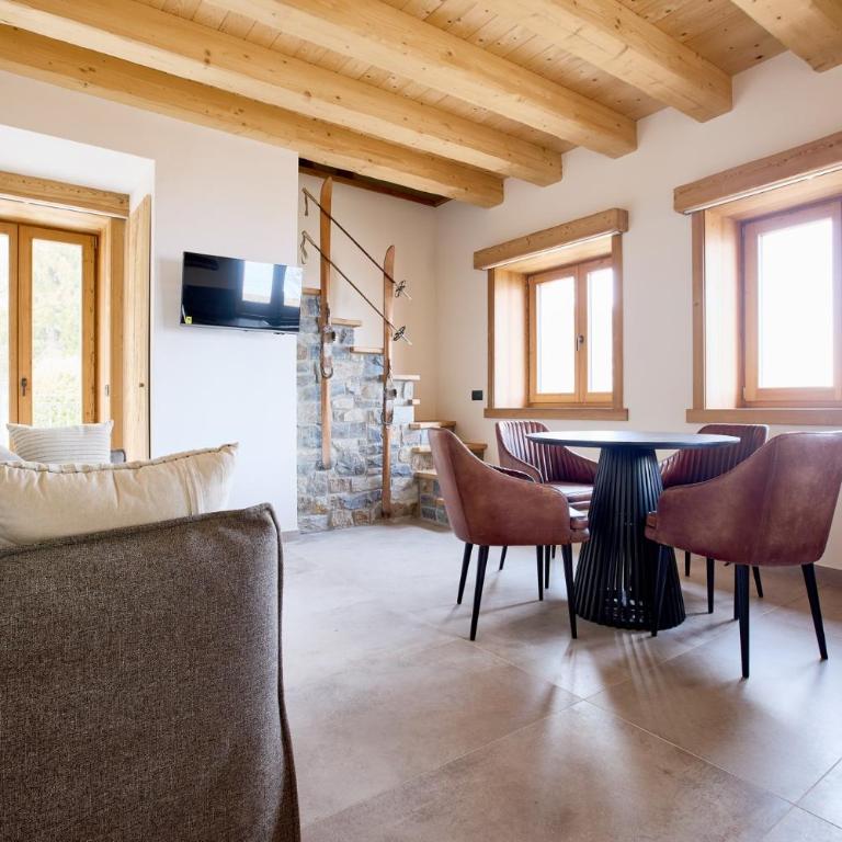 Bellagio Baita treeb - Two-Bedroom Chalet - 36