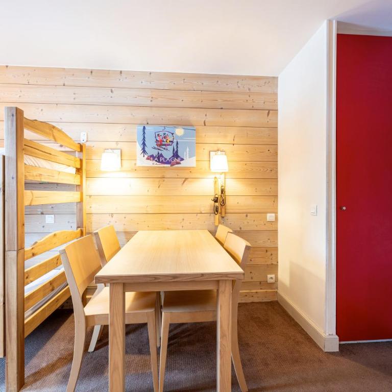 Séjour à la montagne - Les Silènes - Superior One-Bedroom Apartment with Balcony - 9
