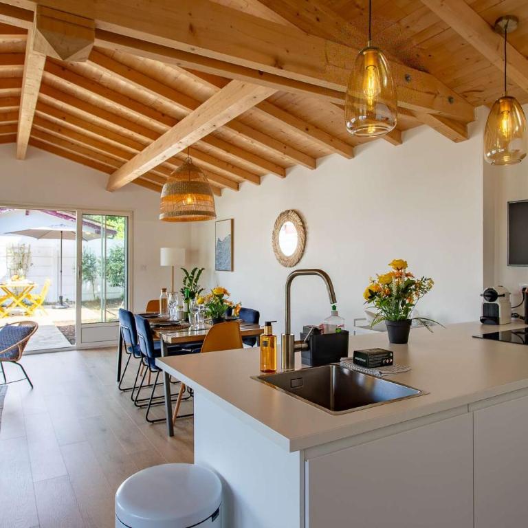 Maison rénovée avec jardin et terrasse - Casa - 13