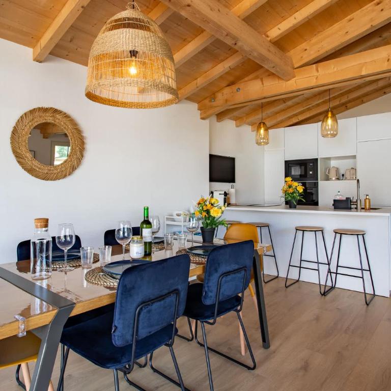 Maison rénovée avec jardin et terrasse - Casa - 12
