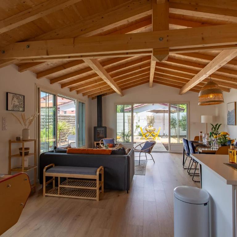 Maison rénovée avec jardin et terrasse - Casa - 28