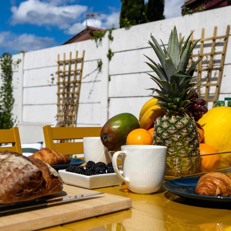 Maison rénovée avec jardin et terrasse - Casa - 30