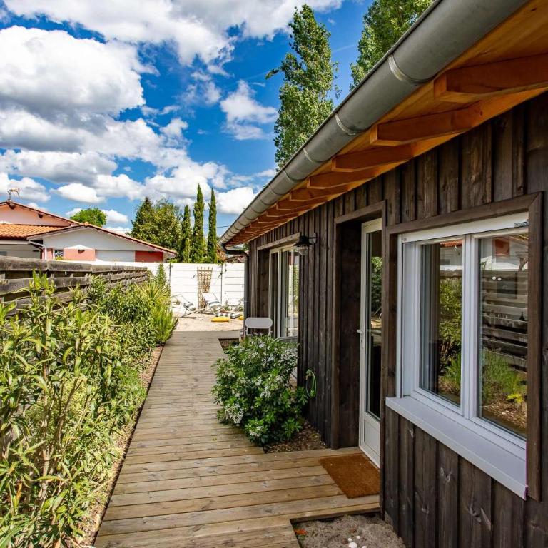 Maison rénovée avec jardin et terrasse - Casa - 45